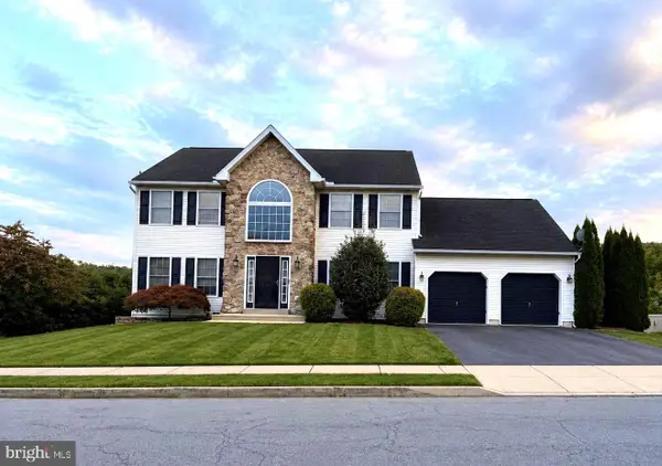 17 Shelly Dr, READING, PA 19608