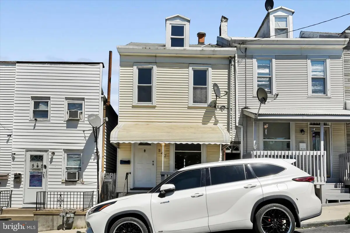 547 S 10th St, Reading, PA 19602 - #1