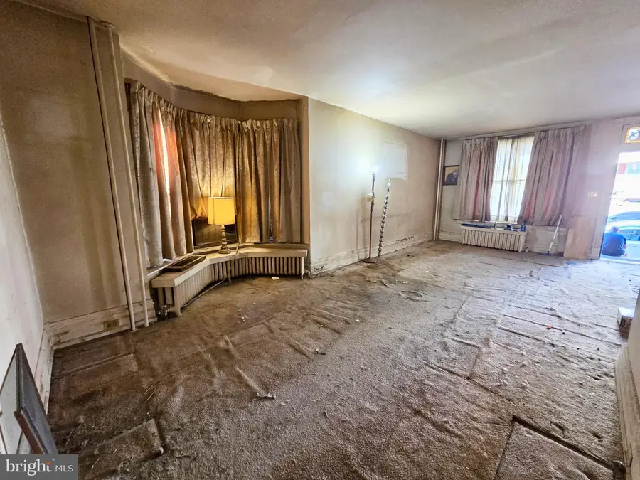 1058 N 11th St, Reading, PA 19604 - #3