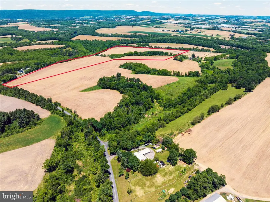 65 Willow Rd, Mohrsville, PA 19541 - #2