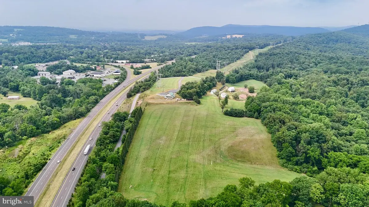205 Fry Rd, Birdsboro, PA 19508 - #1