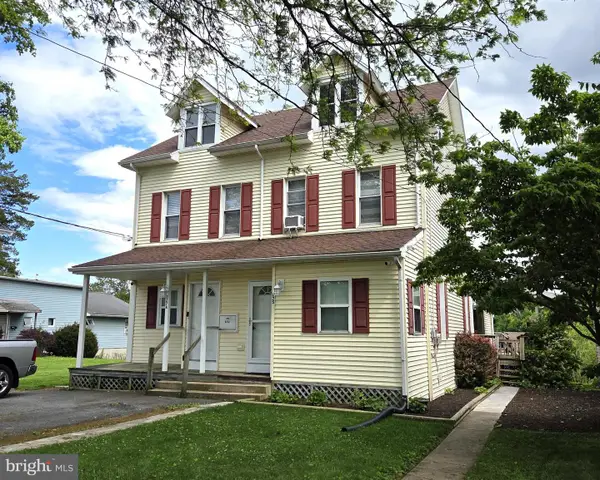 225 N Church St, ROBESONIA, PA 19551