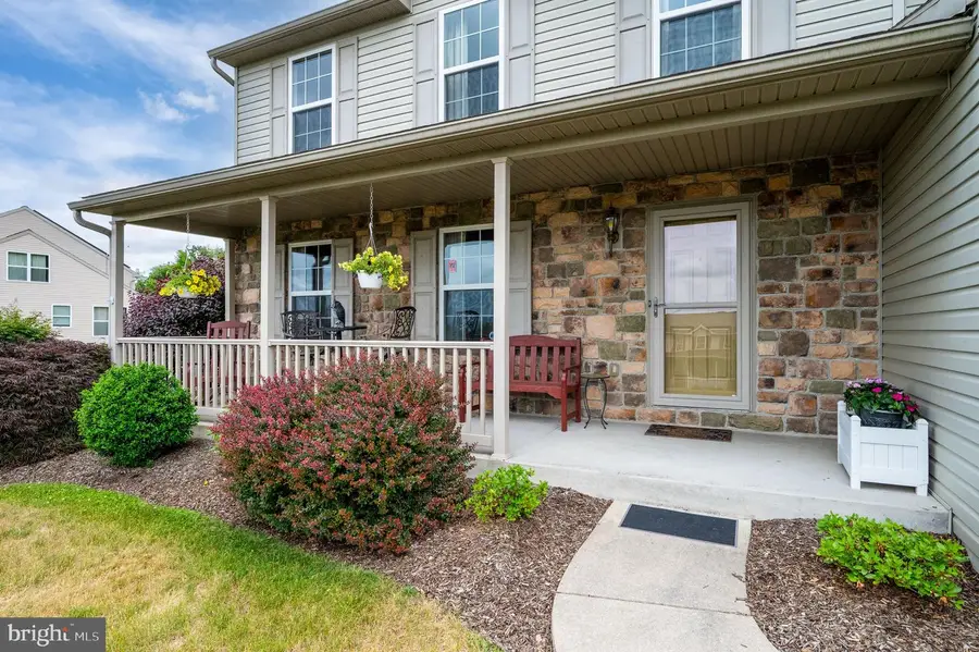 389 Eagleview Dr, Mohrsville, PA 19541 - #2