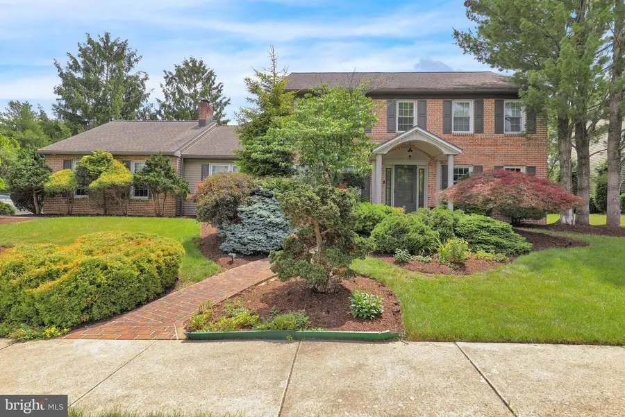 1723 Colony Dr, Reading, PA 19610 - #2