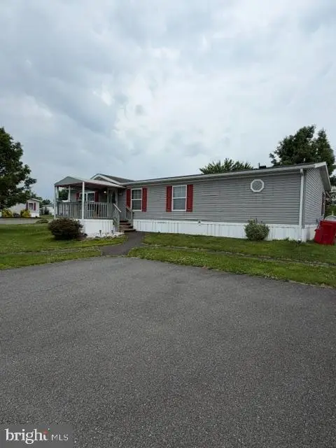 500 Caravelle Ln, Reading, PA 19606 - #1
