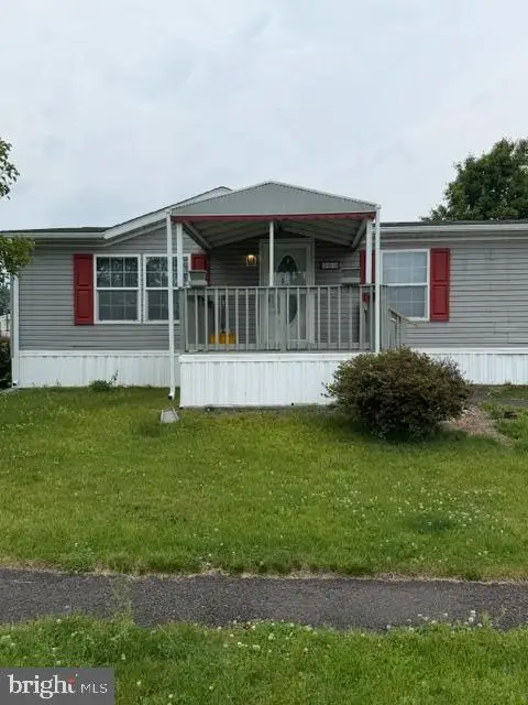500 Caravelle Ln, Reading, PA 19606 - #2