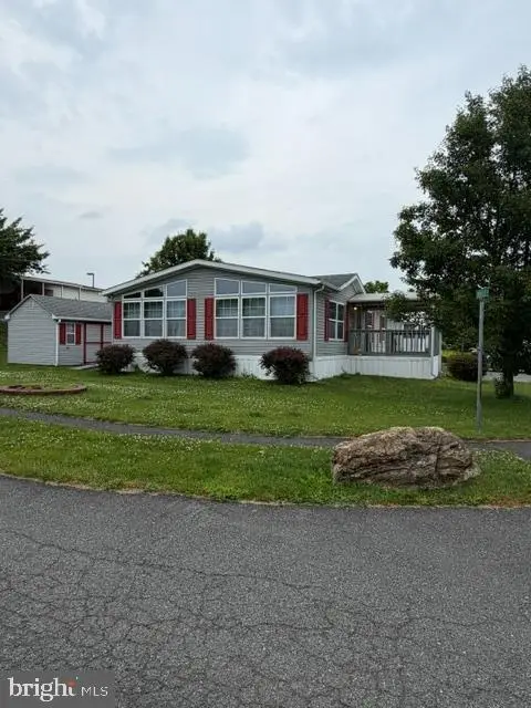 500 Caravelle Ln, Reading, PA 19606 - #3