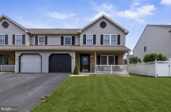 1013 Parkway Dr, READING, PA 19605
