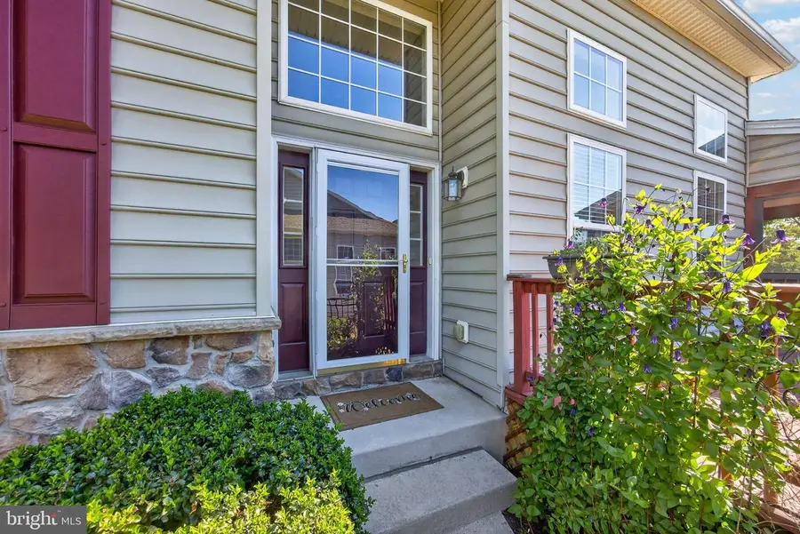 204 Ridgeview Dr, Morgantown, PA 19543 - #2
