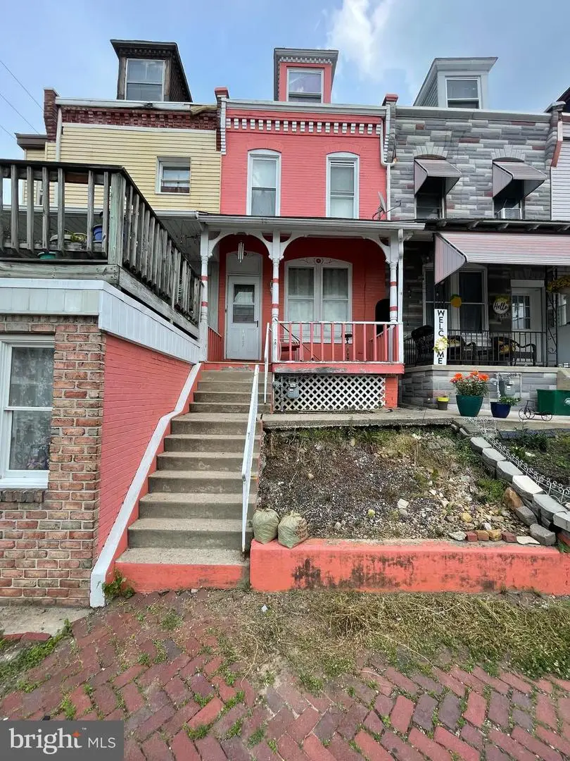 1057 N 12th St, Reading, PA 19604 - #1