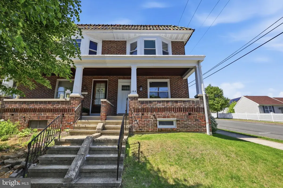164 Tulpehocken Av, West Reading, PA 19611 - #1