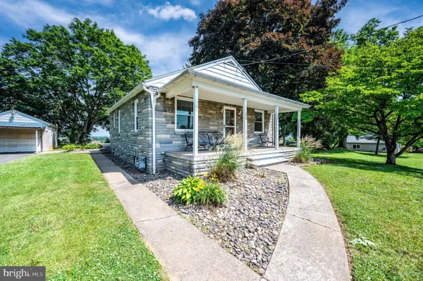 959 Greenway Ter, READING, PA 19607