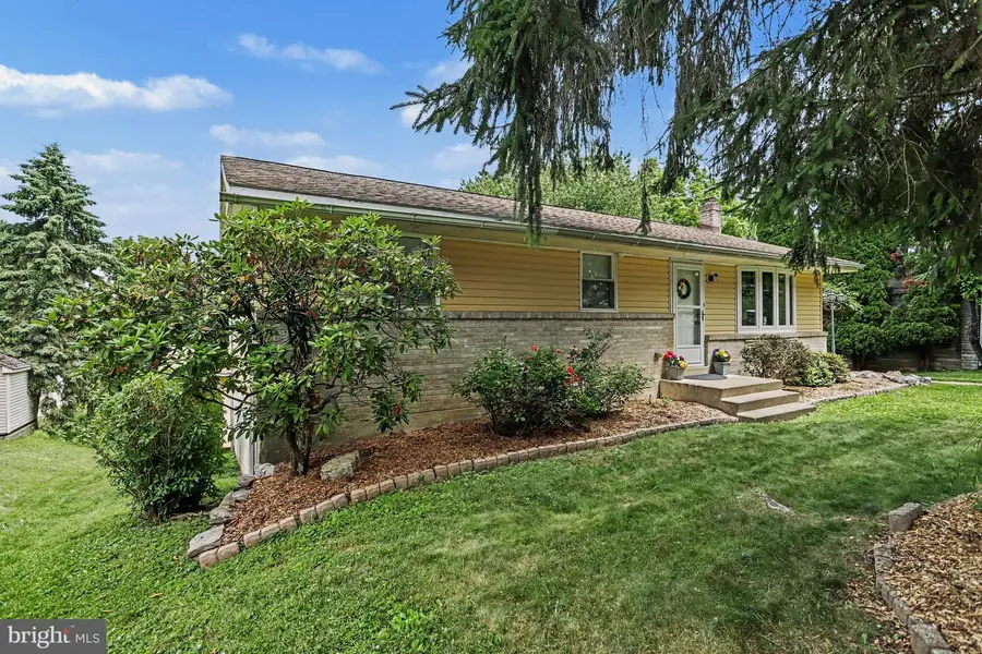 12 Bare Avenue, Reading, PA 19607 - #2