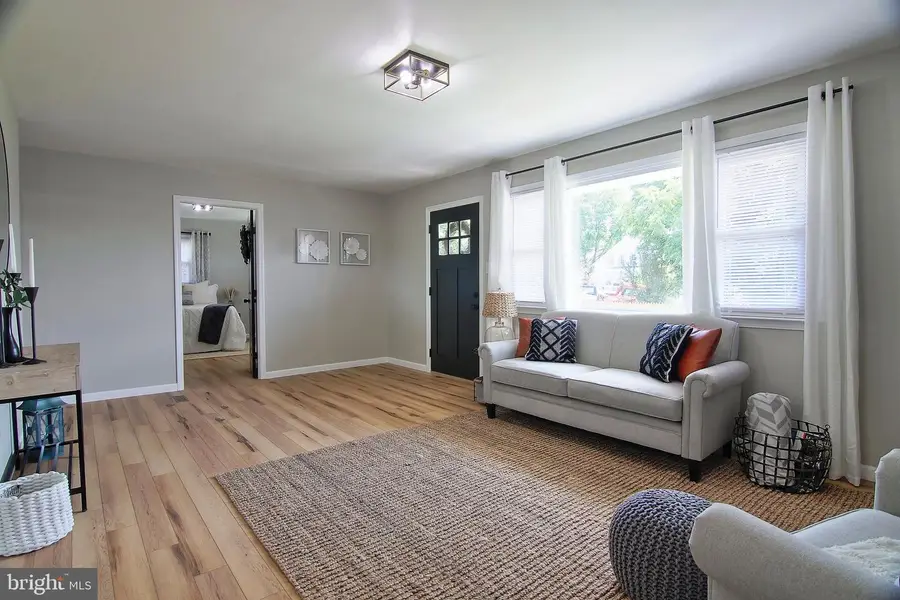 1291 Shelbourne Rd, Reading, PA 19606 - #3