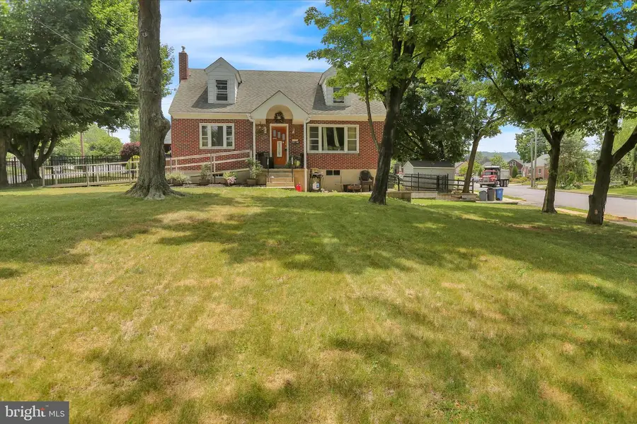 300 Park Av, Temple, PA 19560 - #2