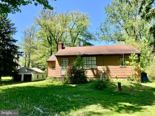 100 & 1111 Park Rd Park Rd, BLANDON, PA 19510