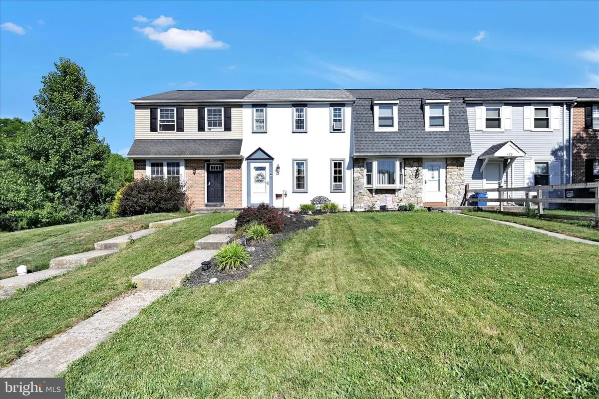 495 Manor Pl, Birdsboro, PA 19508 - #1