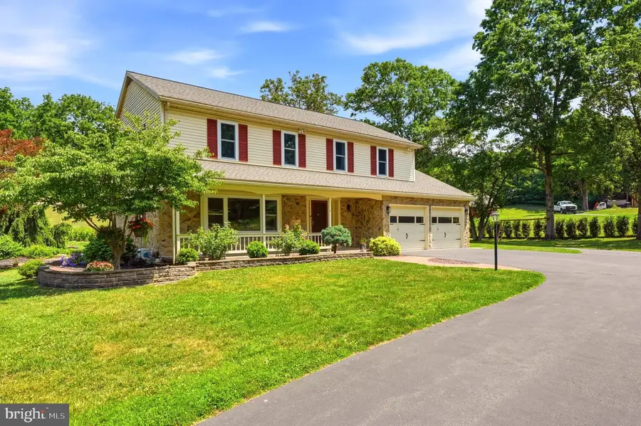 194 Meadow Glen Ln, Reading, PA 19607 - #3