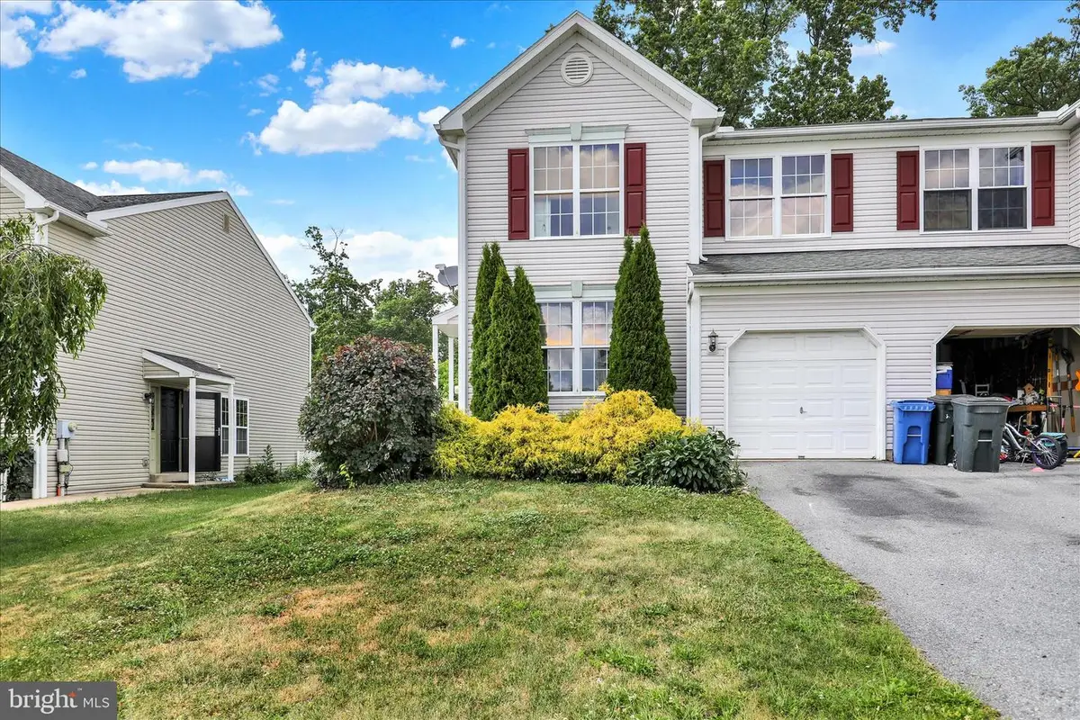 1056 Alexander Dr, Temple, PA 19560 - #1