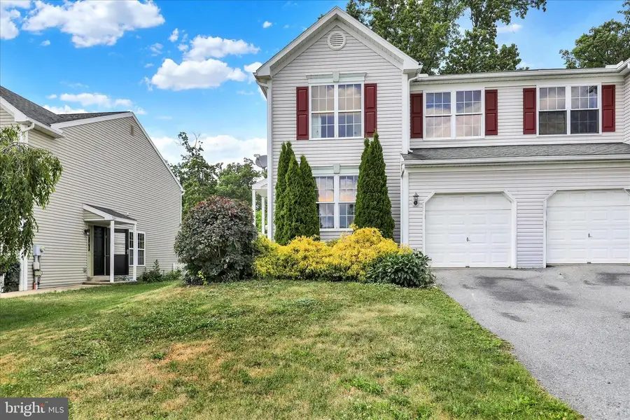 1056 Alexander Dr, Temple, PA 19560 - #2
