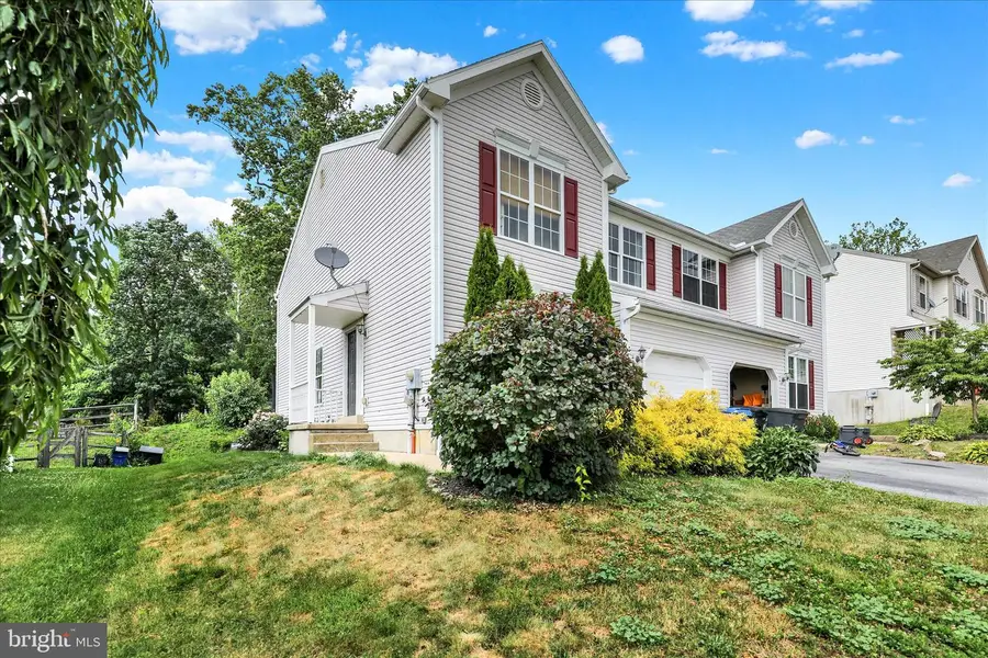 1056 Alexander Dr, Temple, PA 19560 - #3
