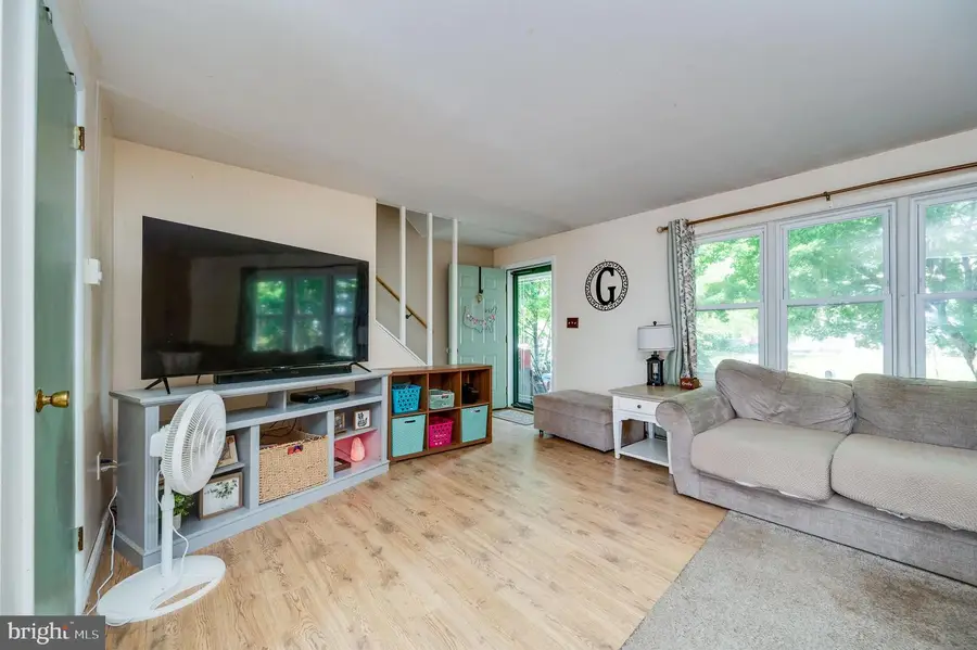 521 Linden St, Leesport, PA 19533 - #3