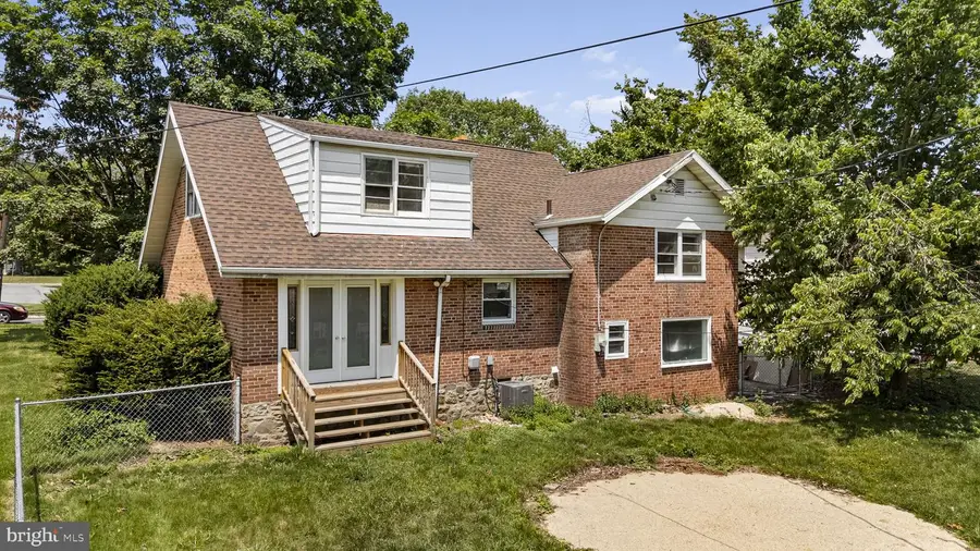 2400 Van Reed Rd, Reading, PA 19609 - #3