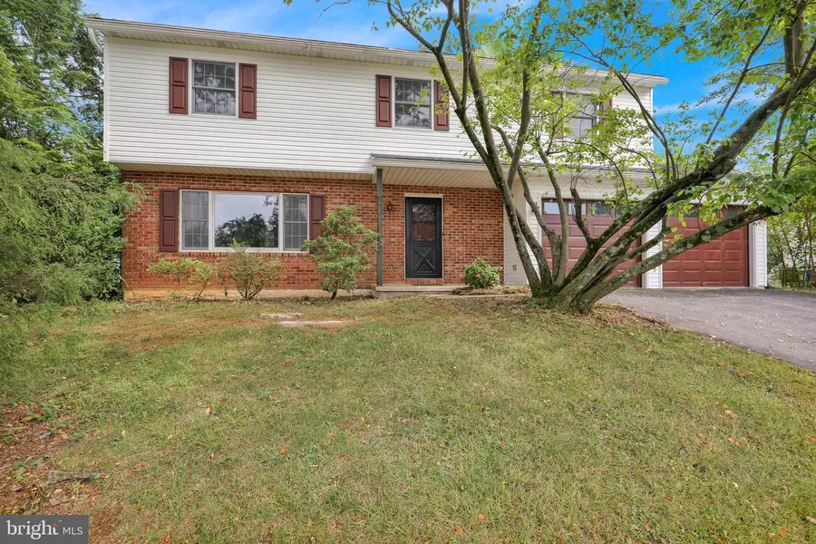 2104 Gring Dr, Wyomissing, PA 19610 - #2