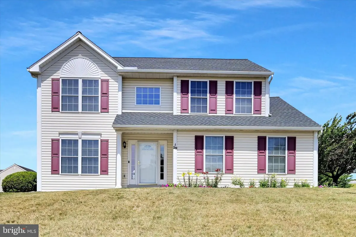 29 Walnut Dr E, Bernville, PA 19506 - #1