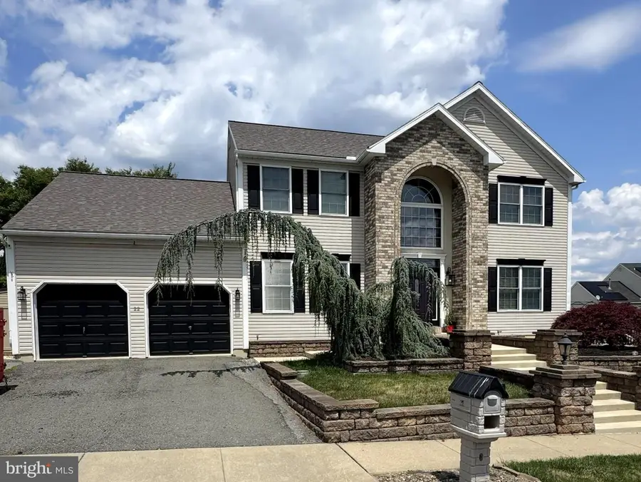 22 Shelly Dr, Reading, PA 19608 - #2