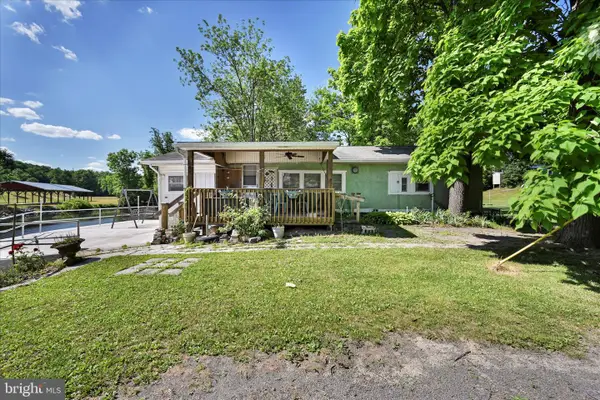 Bungalow A8 Cottage Ln Slater Rd, READING, PA 19612
