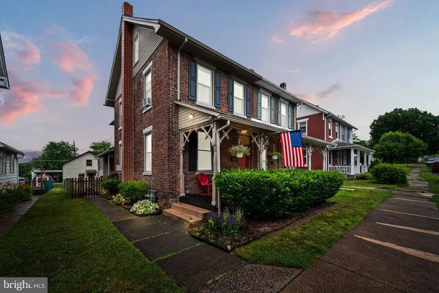 217 S Spruce St, Birdsboro, PA 19508 - #2