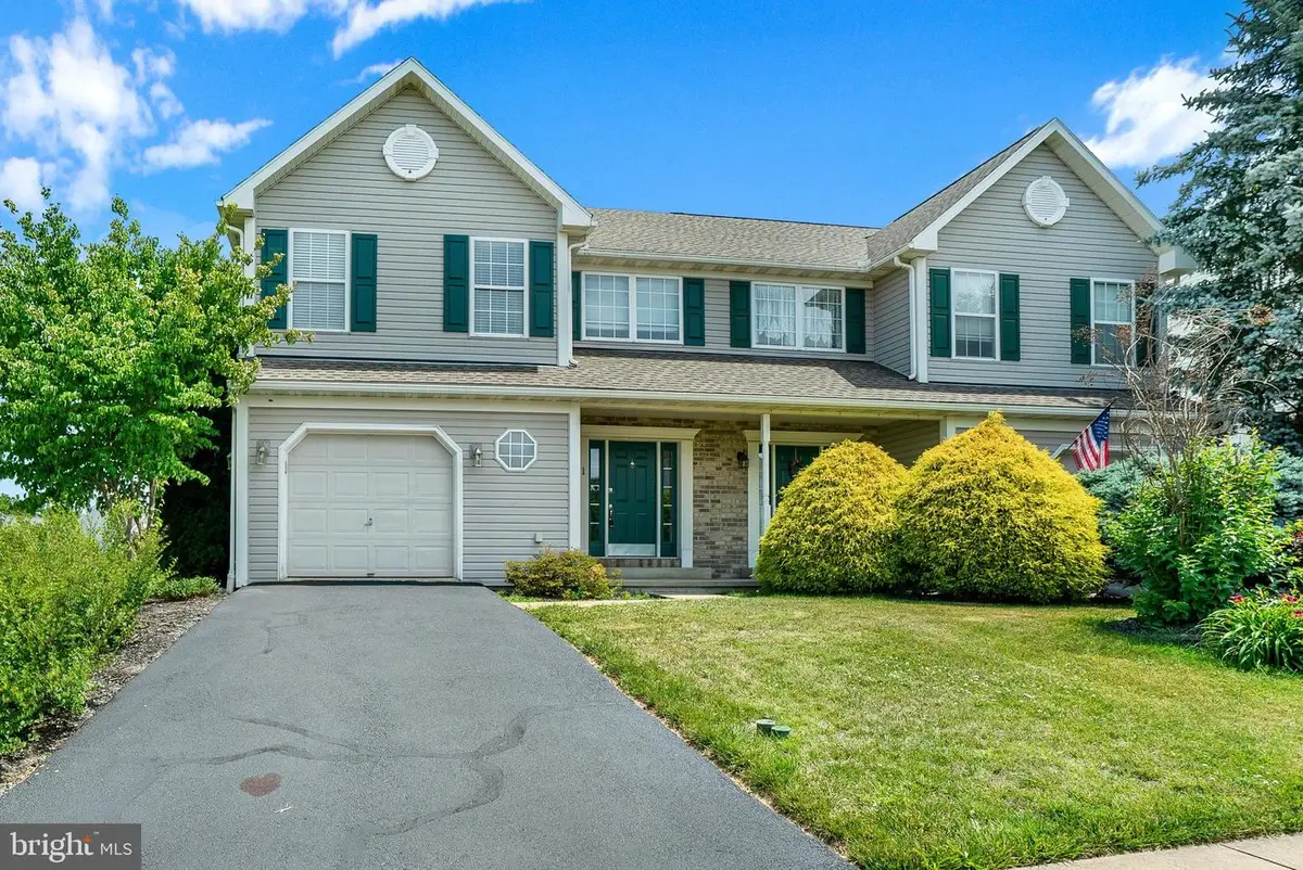 1 Ontario Dr, Reading, PA 19608 - #1