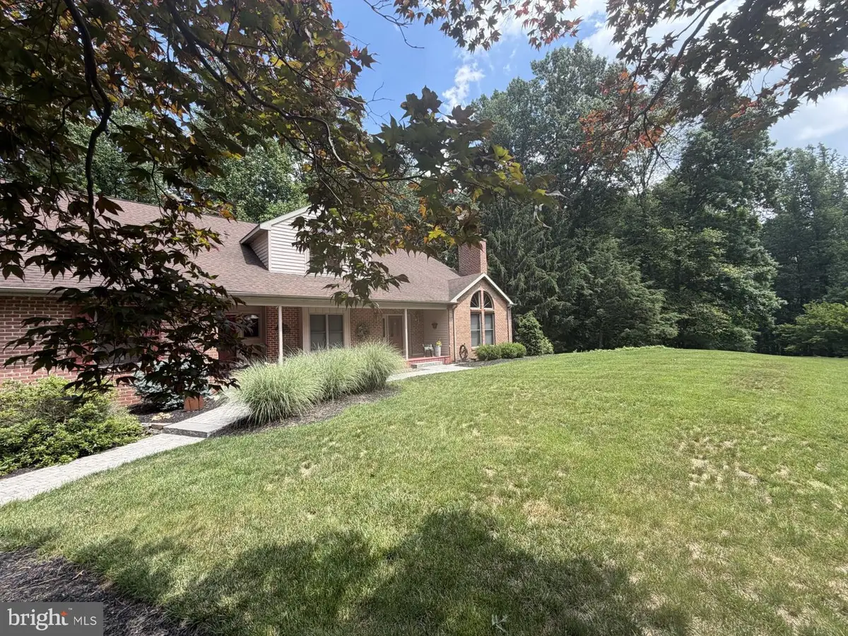 4 Quail Ridge Dr, Reading, PA 19607 - #1