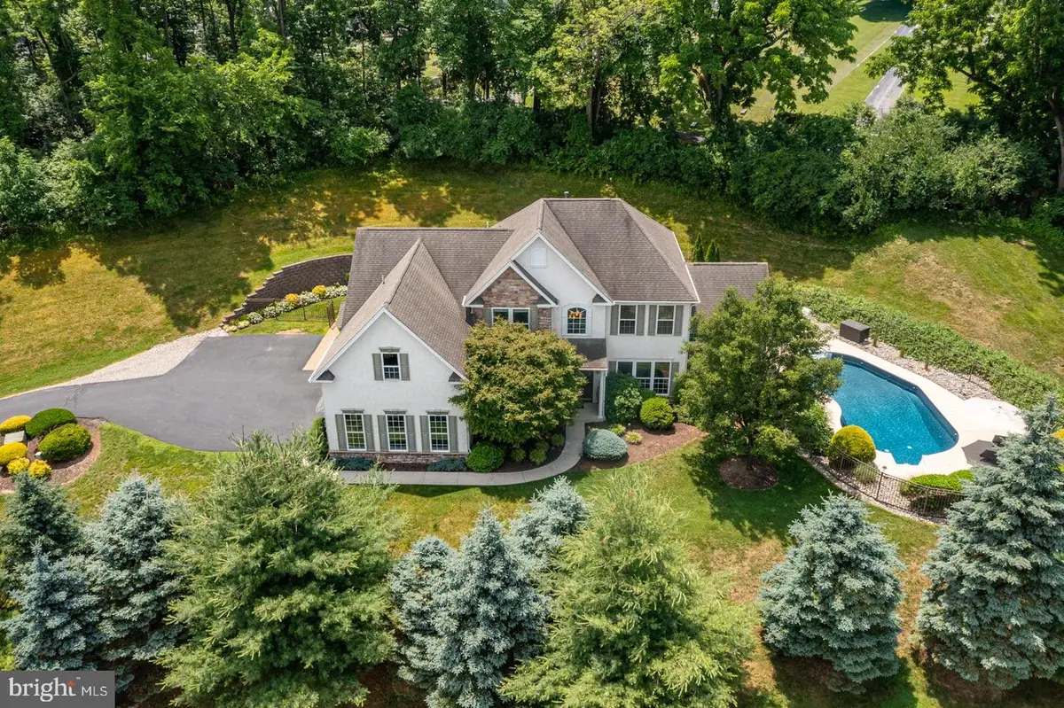 16 Winding Brook, Reading, PA 19608 - #1