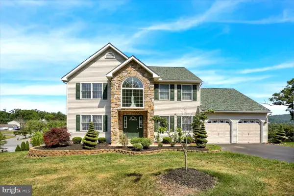 72 Sawgrass Dr, READING, PA 19606