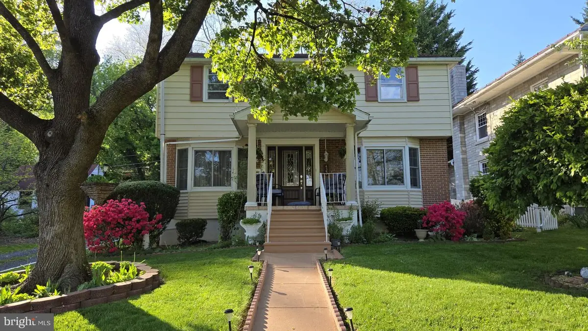 422 Carsonia Ave, Reading, PA 19606 - #1