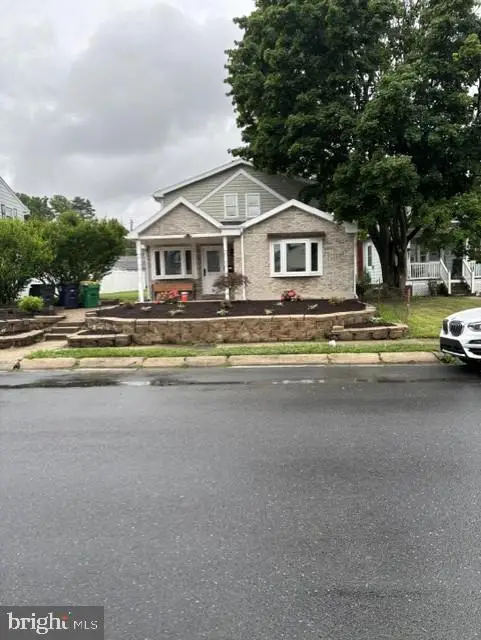 2310 Lincoln Ave, Reading, PA 19609 - #1