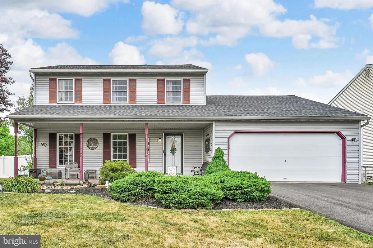 230 Hope Dr, Blandon, PA 19510 - #1