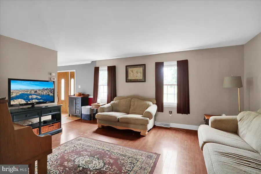 456 Mountain Home Rd, Reading, PA 19608 - #3