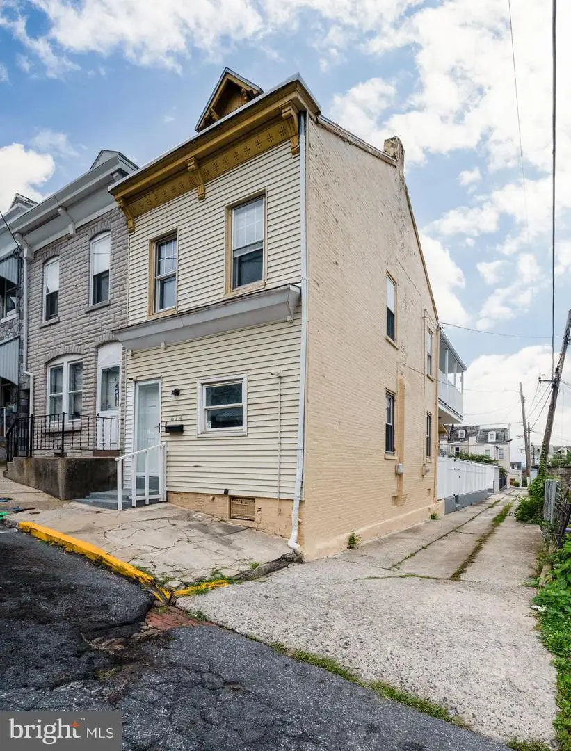 514 Wunder St, Reading, PA 19602 - #2