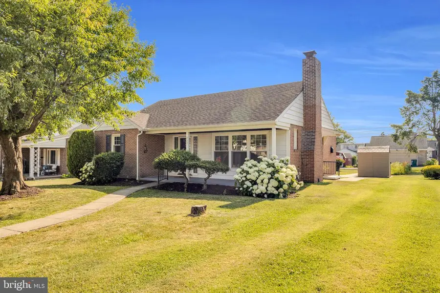237 S Spruce St, Birdsboro, PA 19508 - #2