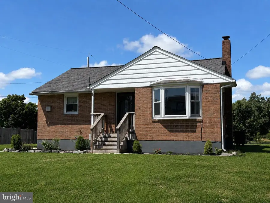 715 Main St, Mohrsville, PA 19541 - #2