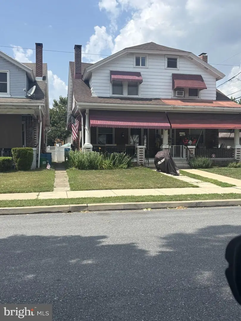 11 E Elm St, Reading, PA 19607 - #1