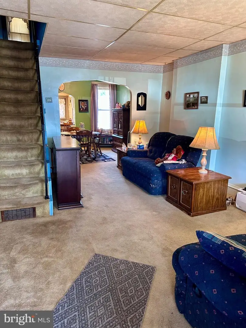 560 S 16th St, Reading, PA 19606 - #3