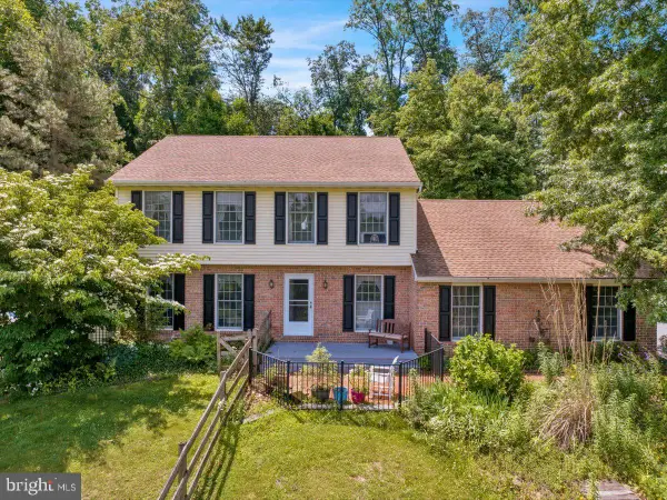407 Miller Rd, READING, PA 19608