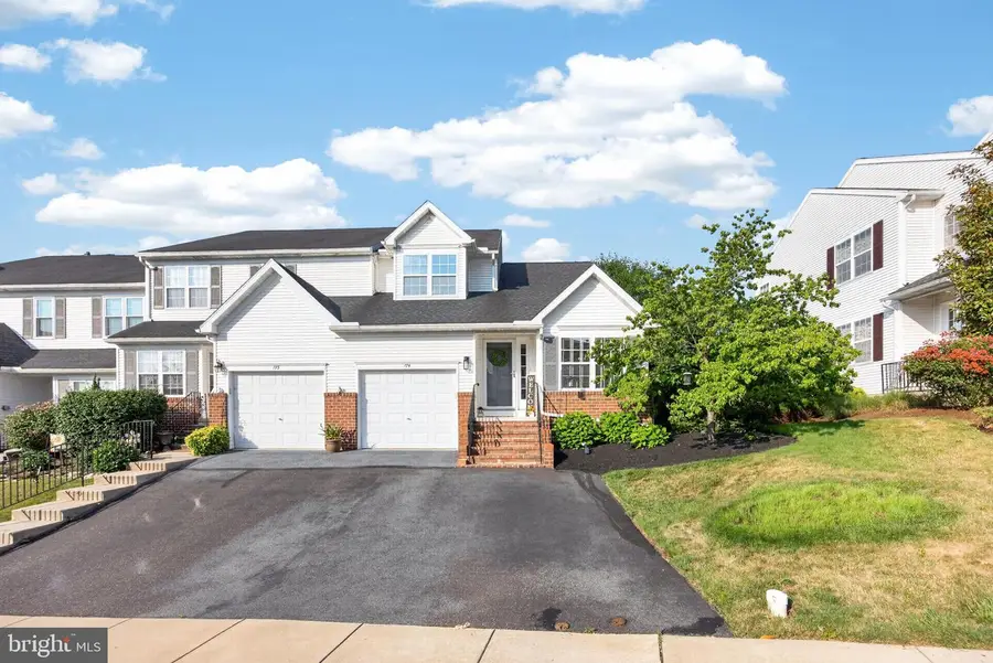 174 Waterford Ln, Reading, PA 19606 - #2
