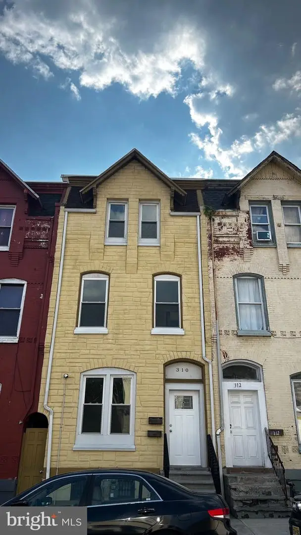 310 N 4th St, Reading, PA 19601 - #3