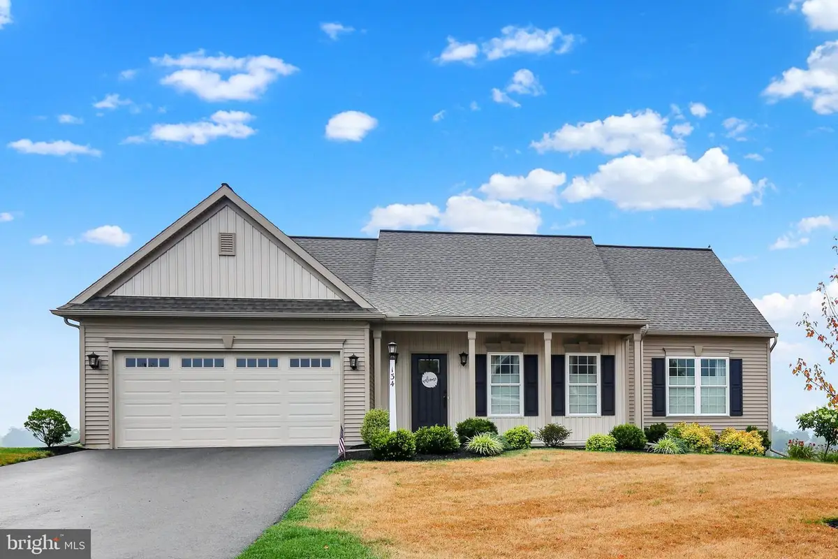 134 Rosebush Ct, Womelsdorf, PA 19567 - #1