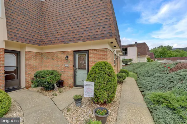 7-b Alpine Ct, READING, PA 19606